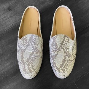 Banana Republic leather mule demi slide shoes
